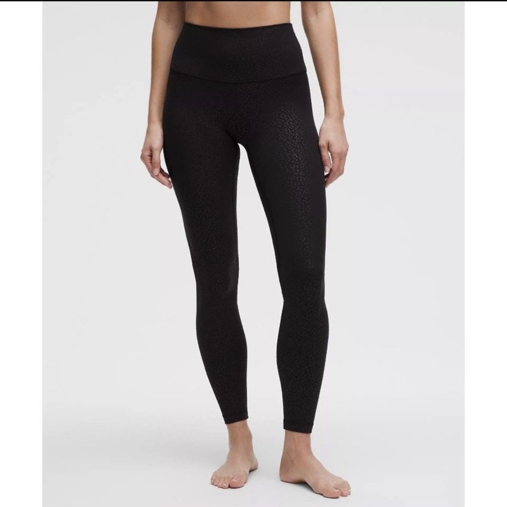 NWT Lululemon Align High Rise Leggings 28” Leopard Daisy Emboss Black